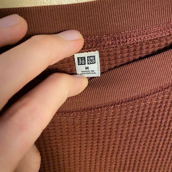 Uniqlo 3/4 Sleeve Waffle Knit Top - Picture 4 of 4